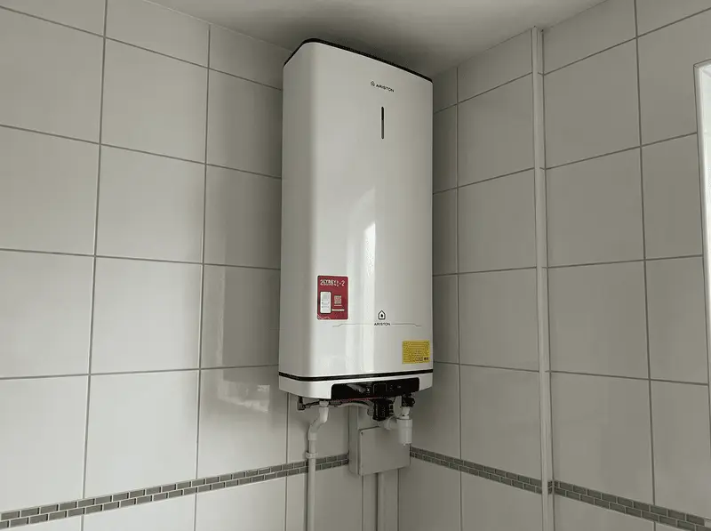 Installation chauffe-eau électrique neuf à Marseille 9e